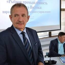 Об итогах форума журналистам рассказал президент Ассоциации рыбохозяйственных предприятий Приморья, модератор мероприятия Георгий МАРТЫНОВ
