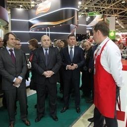 Компании 31 страны были представлены на государственном уровне национальными экспозициями