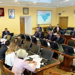 Заседание рабочей группы по доработке законопроекта о внесении изменений в Налоговый кодекс РФ в Росрыболовстве. Фото пресс-службы ФАР
