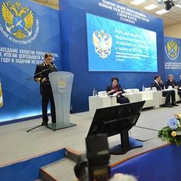 На коллегии Федерального агентства по рыболовству Илья ШЕСТАКОВ рассказал о возможных сроках крабовых аукционов. Фото пресс-службы ФАР