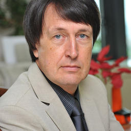Олег БРАТУХИН