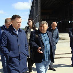Заместитель руководителя Росрыболовства Петр САВЧУК и президент ООО «Антей» Иван МИХНОВ