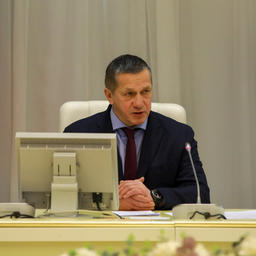 Заместитель председателя правительства — полпред президента в ДФО Юрий ТРУТНЕВ. Фото — Петр Корко (правительство Приморского края)