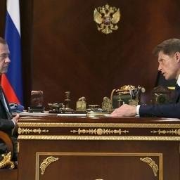 Встреча премьер-министра Дмитрия МЕДВЕДЕВА с губернатором Сахалинской области Олегом КОЖЕМЯКО. Фото пресс-службы Правительства РФ