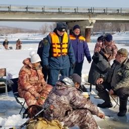 Под особый контроль попадают традиционные места зимней рыбалки. Фото пресс-службы Центра ГИМС МЧС России по Камчатскому краю