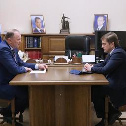 Губернатор Калининградской области Николай ЦУКАНОВ и заместитель министра сельского хозяйства - руководитель Федерального агентства по рыболовству Илья ШЕСТАКОВ. Фото пресс-службы правительства региона