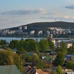 Верх-Нейвинское водохранилище, где расположен один из участков. Фото Ludvig14