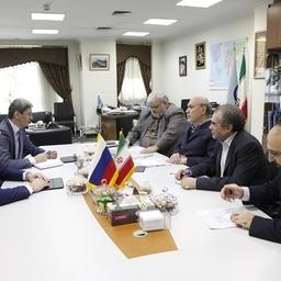 Глава Росрыболовства Илья ШЕСТАКОВ провел в Тегеране встречу с заместителем министра сельскохозяйственного джихада – руководителем Организации по рыболовству и рыбоводству «Шилат» Хассаном САЛЕХИ. Фото пресс-службы Росрыболовства