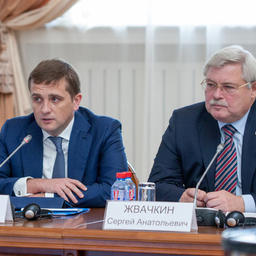 Заместитель министра сельского хозяйства РФ – руководитель Росрыболовства Илья ШЕСТАКОВ и губернатор Томской области Сергей ЖВАЧКИН. Фото пресс-службы ФАР