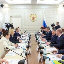 Меры по восстановлению водных биоресурсов Онежского озера обсудили на совещании в Совете Федерации. Фото пресс-службы СФ