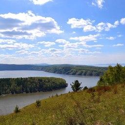 Красноярское водохранилище. Фото Любови Меньшиковой