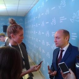 Глава Минвостокразвития Александр Галушка: "Севморпуть - перспективный, но сложный проект". Фото - Дмитрий Щербаков, "Коммерсантъ - Дальний Восток".