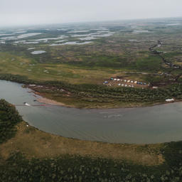 Работы в районе нефтеразлива. Фото пресс-службы Минприроды