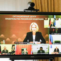 Правкомиссия по развитию рыбохозяйственного комплекса взяла под контроль проблему прибрежного рыболовства на Северном бассейне. Фото пресс-службы правительства мурманской области