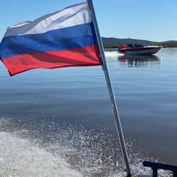 В связи с пандемией COVID-19 рейды проводились без пересечения госграницы, в водах каждой из сторон. Фото пресс-службы Амурского теруправления Росрыболовства