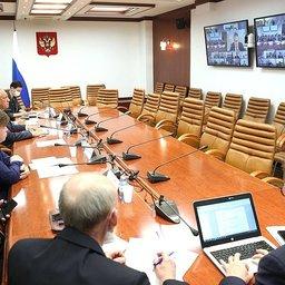 В Совете Федерации прошло совещание, посвященное выполнению инвестпроектов по строительству судов для добычи рыбы и краба. Фото пресс-службы СФ