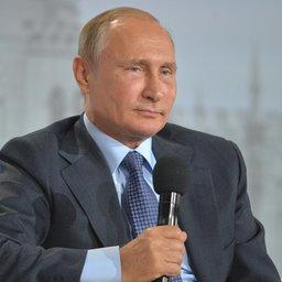Глава государства Владимир ПУТИН на форуме ОНФ «Форум действия. Крым» в Ялте. Фото пресс-службы президента