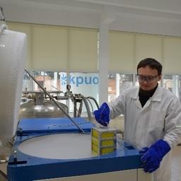 Криобанк позволил использовать половые продукты самцов белуги поколения 1980-х гг. Фото пресс-службы КаспНИРХ