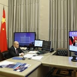 Встреча российского премьер-министра Михаила МИШУСТИНА и премьера Госсовета КНР ЛИ Кэцяна проходила по видеосвязи. Фото пресс-службы правительства РФ
