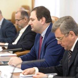 Директор департамента рыбного хозяйства и аквакультуры Минсельхоза Евгений КАЦ выступил на заседании рабочей группы в Совете Федерации. Фото пресс-службы СФ