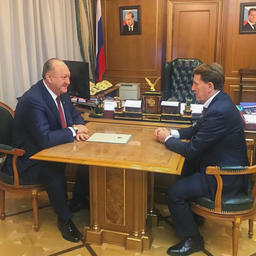 Губернатор Камчатского края Владимир ИЛЮХИН и заместитель председателя правительства РФ Алексей ГОРДЕЕВ. Фото пресс-службы регионального кабмина