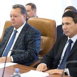Заместитель председателя Комитета Совета Федерации по конституционному законодательству и государственному строительству Борис НЕВЗОРОВ и член Совфеда от Законодательного собрания Карелии Игорь ЗУБАРЕВ. Фото пресс-службы СФ