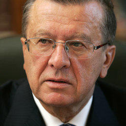 Виктор ЗУБКОВ