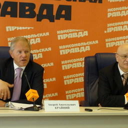 Глава Росрыболовства Андрей КРАЙНИЙ и руководитель Центра общественных связей Росрыболовства Александр САВЕЛЬЕВ