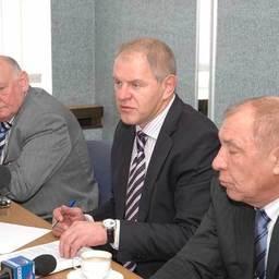 Совещание руководителя Госкомрыболовства Андрея Крайнего с руководителями отраслевых общественных организаций. Владивосток, октябрь, 2007 г.
