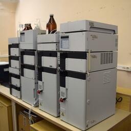 Жидкостный хроматограф