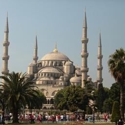 10 июня парусник ошвартовался в Стамбуле. Фото Александра Кучерука.