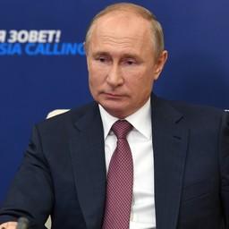 Президент Владимир ПУТИН на инвестиционном форуме «Россия зовет!» Фото пресс-службы главы государства