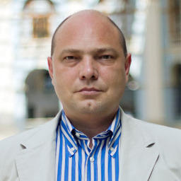 Антон СУХОРУКИХ