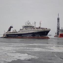 На Адмиралтейских верфях успешно завершили первый этап заводских ходовых испытаний супертраулера «Капитан Вдовиченко». Фото пресс-службы РРПК