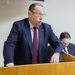 Первый заместитель председателя правления Росрыбхоза Виктор ЗАРАЙСКИЙ