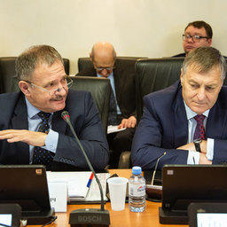 Президент Ассоциации рыбохозяйственных предприятий Приморья Георгий МАРТЫНОВ и президент Магаданской ассоциации рыбопромышленников Михаил КОТОВ