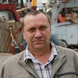 Старший механик судна «Кировка» Степан ВЕСЕЛКОВ