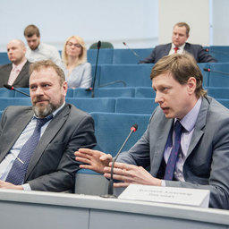 Президент ВАРПЭ Александр ФОМИН и руководитель Ассоциации добытчиков краба Дальнего Востока Александр ДУПЛЯКОВ