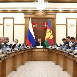 В Краснодаре обсудили вопросы развития Азовского побережья. Фото пресс-службы администрации края
