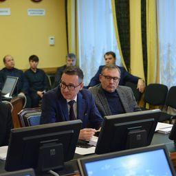 Член Общественного совета при Росрыболовстве Эдуард КЛИМОВ предложил обсудить угрозы исключения отдельных объектов промысла из общей системы перезакрепления долей квот
