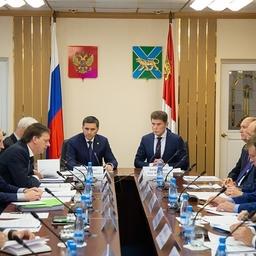 Министр природных ресурсов и экологии Дмитрий КОБЫЛКИН провел совещание во Владивостоке. Фото пресс-службы администрации Приморского края