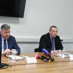 Об угрозах для «прибрежки» рассказали председатель правления Союза рыбопромышленников Севера Владимир ГРИГОРЬЕВ и председатель Межрегиональной ассоциации прибрежных рыбопромышленников Северного бассейна Валентин БАЛАШОВ. Фото пресс-службы СРПС