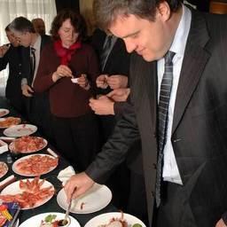 Дегустация продукции Ассоциации креветколовов Дальнего Востока. Владивосток, февраль, 2007