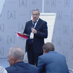Исполнительный директор Всероссийской ассоциации рыбохозяйственных предприятий, предпринимателей и экспортеров Игорь КАРПМАН. Кадр из видеотрансляции ОП