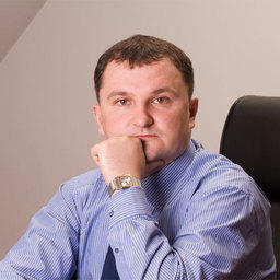 Александр ЕФРЕМОВ