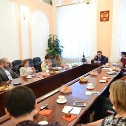 На встрече с журналистами руководитель Росрыболовства Илья ШЕСТАКОВ озвучил промежуточные результаты заявочной кампании по инвестквотам. Фото пресс-службы федерального агентства