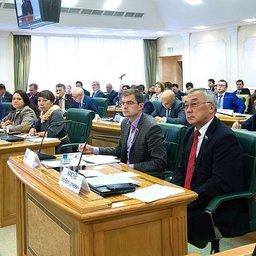 Вопросы обеспечения прав коренных малочисленных народов Севера, Сибири и Дальнего Востока обсудили в Совете Федерации. Фото пресс-службы СФ