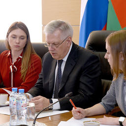С российской стороны во встрече участвовал руководитель Россельхознадзора Сергей ДАНКВЕРТ и представитель МИД. Фото пресс-службы ветеринарного ведомства