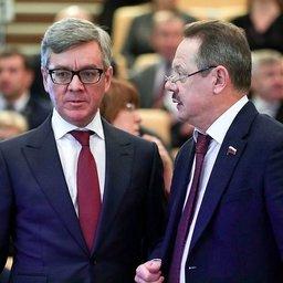 Президент ВАРПЭ Герман ЗВЕРЕВ и член Комитета ГД по региональной политике и проблемам Севера и Дальнего Востока Владимир НОВИКОВ. Фото пресс-службы Госдумы