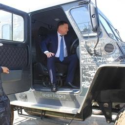 Заместитель руководителя Росрыболовства Петр САВЧУК принял участие в церемонии передачи новой техники. Фото пресс-службы Амурского теруправления
